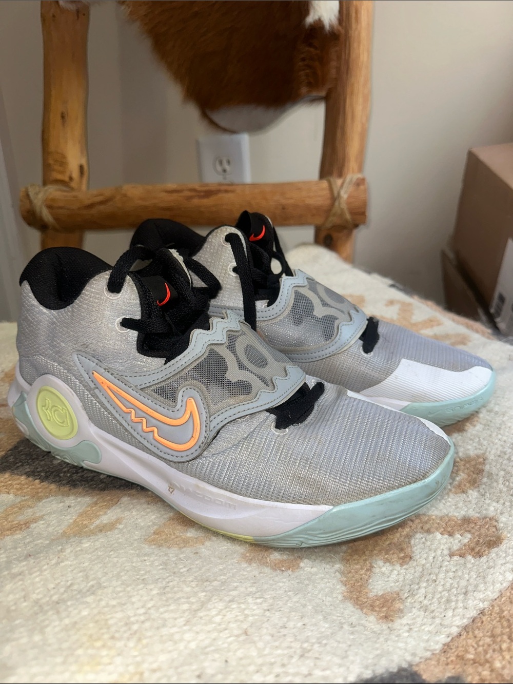 Nike KD Trey 5 X Wolf Grey Volt Crimson